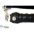 Avalon - CLARENT - Swivel Flogger - Svart Avalon - CLARENT - Swivel Flogger - Svart
