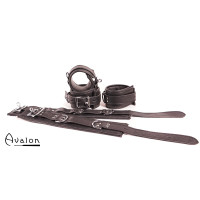 Avalon - LEGEND - Cuffs og Collar sett Sort