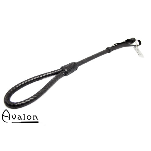 AVALON - BEYOND - Svart Loop Ridepisk i Glatt Lær AVALON - BEYOND - Svart Loop Ridepisk i Glatt Lær