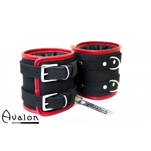 Avalon - CONTROL - Ekstra brede Fotcuffs Svart og Rød