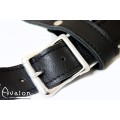 Avalon - TAKEN - Strap-on sele i sort og hvitt lær 